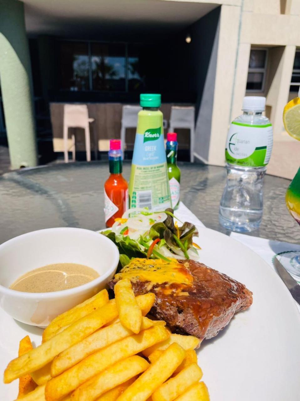 Aquarian Tide Hotel Gaborone Luaran gambar